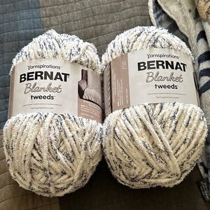 Bernat Blanket Tweeds Yarn